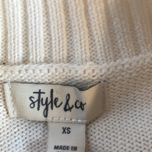 Cute striped sweater - Picture 2 of 5